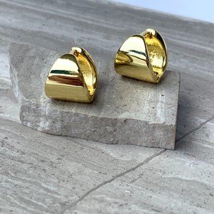 NEW~ Anthropologie Gold Triangle Huggie Hoop Earrings